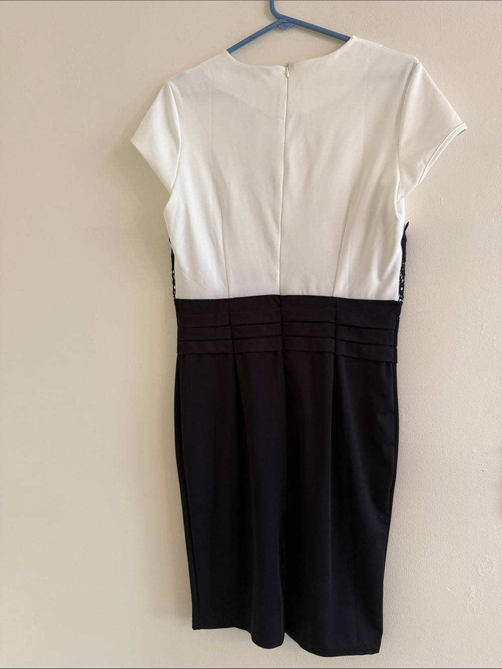 Favolook Black and White Lace-Trim Midi Sheath Dress Size XL - Picture 2 of 7